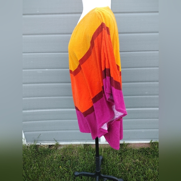 Marimekko Target Terry Poncho Cover Up S/M Beachy Orange Purple - Picture 2 of 6